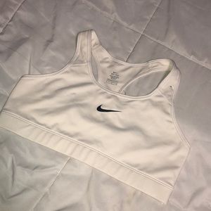 Never worn large Nike sportsbra